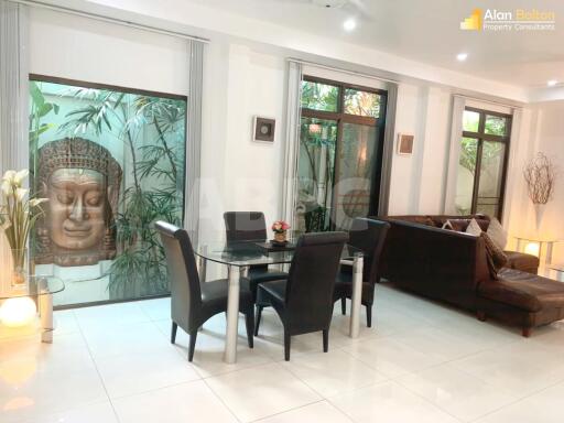 Stunning Pool Villa in Jomtien For Rent