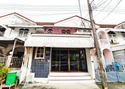 Exterior view of a residential townhouse