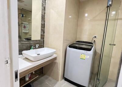 2-BR Condo at Wittayu Complex near BTS Phloen Chit