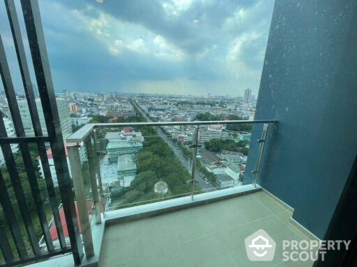 1-BR Condo at Supalai Premier Charoen Nakhon near BTS Krung Thon Buri