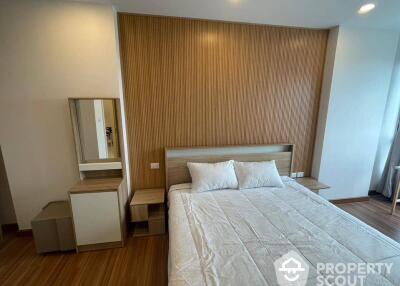 1-BR Condo at Supalai Premier Charoen Nakhon near BTS Krung Thon Buri