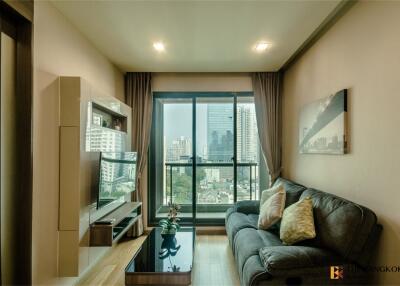 The Address Sathorn 12 BTS CHONG NONSI 1 Bed 1 Bath  C2010020035