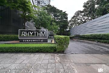 RHYTHM Sukhumvit 42 BTS EKKAMAI 1 Bed 1 Bath  C050117034