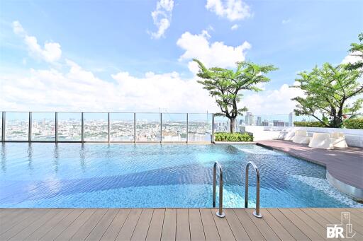 RHYTHM Sukhumvit 42 BTS EKKAMAI 1 Bed 1 Bath  C050117034