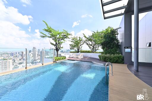 RHYTHM Sukhumvit 42 BTS EKKAMAI 1 Bed 1 Bath  C050117034