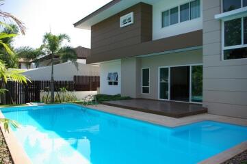 Modern house with swimming pool