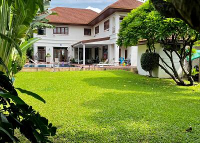 Exterior view of a house with lawn