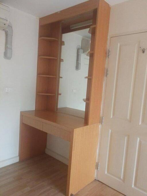 Bedroom dressing table with shelves