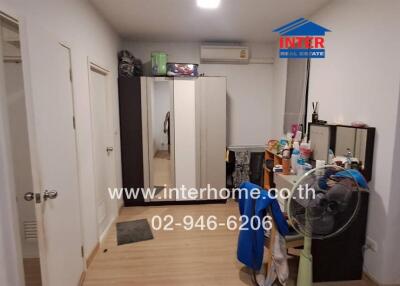 Bedroom with wardrobe and dressing table