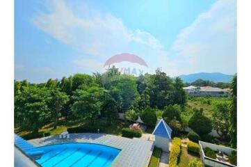 Special Designed Villa with Great Landscapes in Cha-Am For Sale