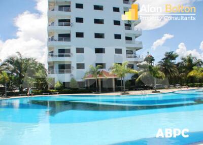 City View 3 Bed 3 Bath Condo in Jomtien CS8301