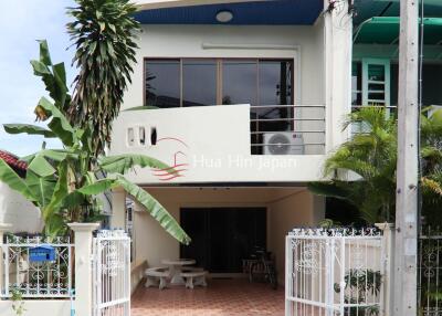 Seaview townhouse close to city center Hua Hin for sale