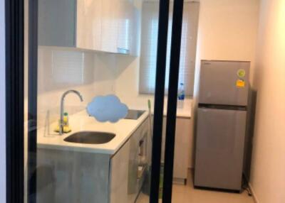 2-BR Condo at Life Asoke near ARL Makkasan