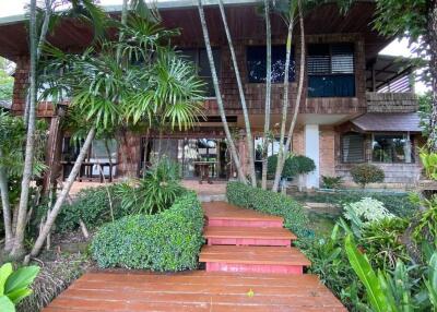 House for rent in Green Valley Golf Course , Mae Rim area