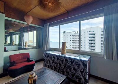 Large Studio For rent at Jomtien Complex