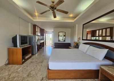 Sea View Condo For Sale at Sompong Condo