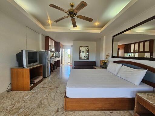 Sea View Condo For Sale at Sompong Condo