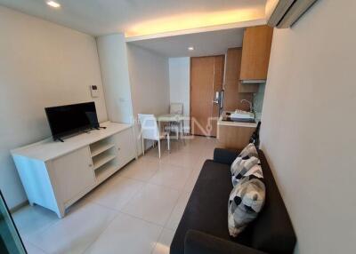 For Sale with Tenant Condominium Socio Ruamrudee  31 sq.m, 1 bedroom