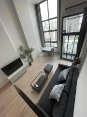 For Sale with Tenant Condominium Ideo Rama 9 - Asoke  32.5 sq.m,  bedroom Hybrid/Loft