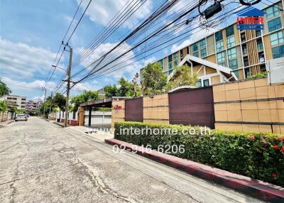 Street view of a residential building