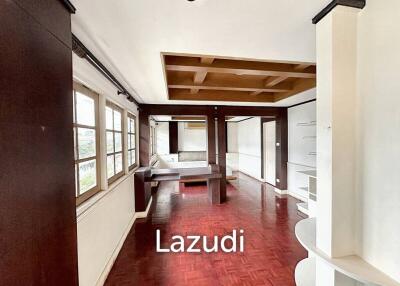 6 Bed 6 Bath 500 SQ.M Townhouse in Thonglor