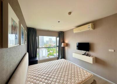 2-bedroom condo for sale close to BTS Pra Khanong