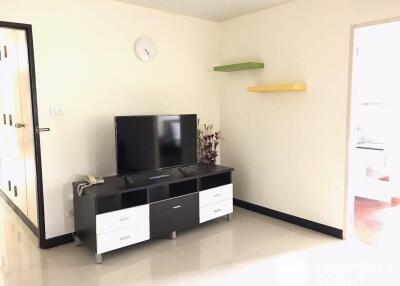 2-BR Apt. near MRT Queen Sirikit National Convention Centre