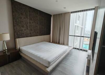 2-BR Condo at The Room Sukhumvit 69 near BTS Phra Khanong