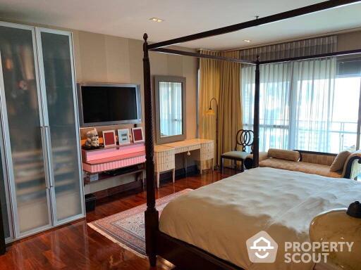 4-BR Condo at The Madison near BTS Phrom Phong