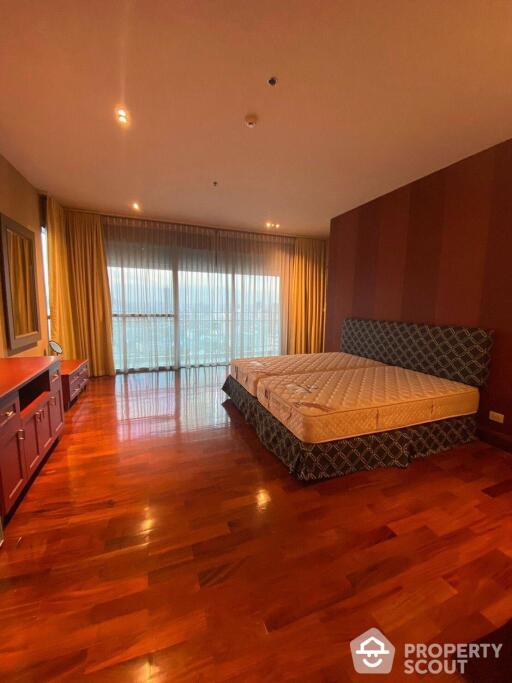 4-BR Condo at The Madison near BTS Phrom Phong