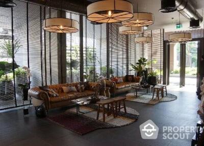 1-BR Condo at The Lofts Ekkamai near BTS Ekkamai