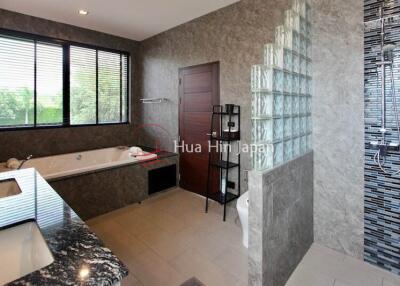 Luxury Khao Tao Pool Villa For Sale Near Beach