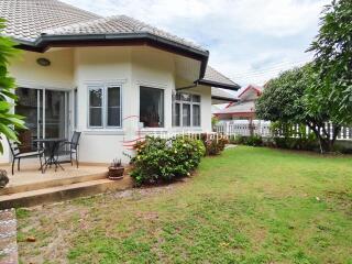 3 Bedroom House within Walking Distance to Bluport Shopping Mall and The Beach for Sale, in Hua Hin