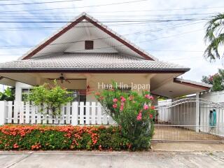 3 Bedroom House within Walking Distance to Bluport Shopping Mall and The Beach for Sale, in Hua Hin