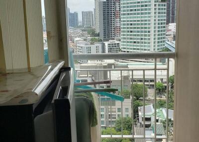 1-BR Condo at Life @ Sukhumvit 65 near BTS Phra Khanong