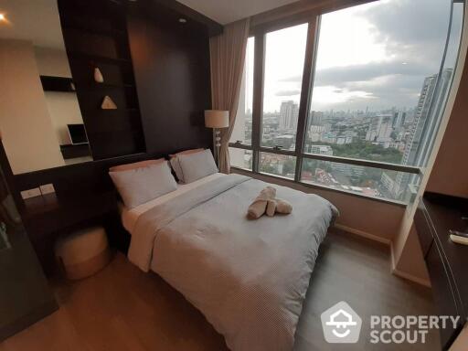 1-BR Condo at The Room Sukhumvit 69 near BTS Phra Khanong