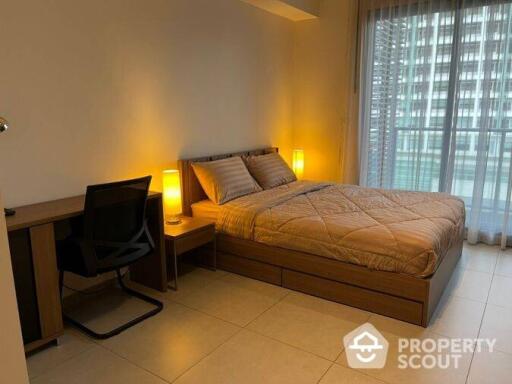 1-BR Condo at The Lofts Ekkamai near BTS Ekkamai