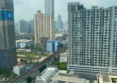 2-BR Condo at Ideo Verve Sukhumvit near BTS On Nut