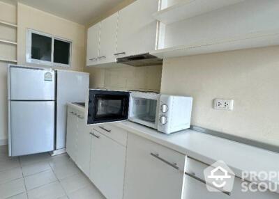 1-BR Condo near BTS Phra Khanong