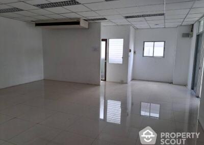 Commercial for Rent in Khlong Tan Nuea