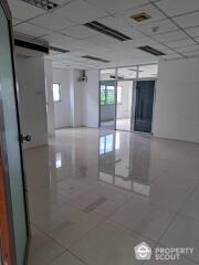 Commercial for Rent in Khlong Tan Nuea