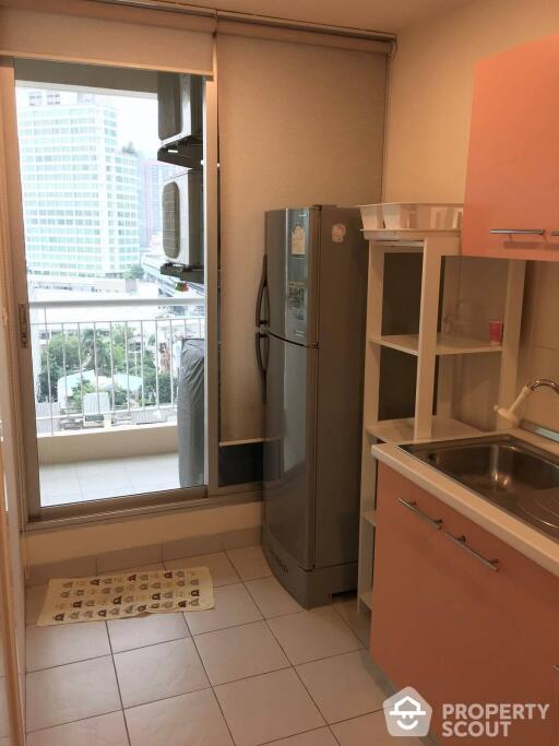 1-BR Condo at Life @ Sukhumvit 65 near BTS Phra Khanong