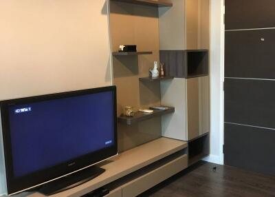 1-BR Condo near BTS Asok (ID 418787)