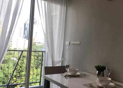 1-BR Condo near BTS Asok (ID 418787)