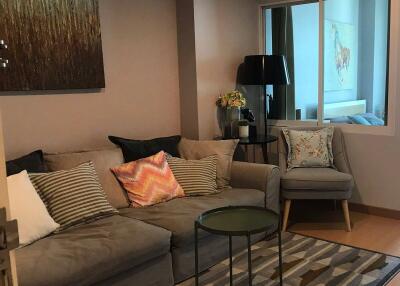 1-BR Condo at Life @ Sukhumvit 65 near BTS Phra Khanong