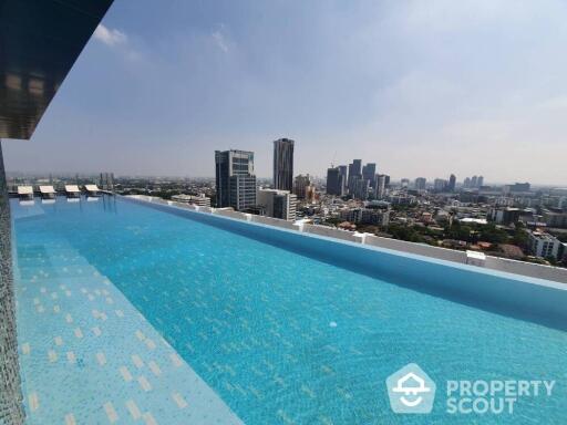 2-BR Condo at Life @ Sukhumvit 65 near BTS Phra Khanong