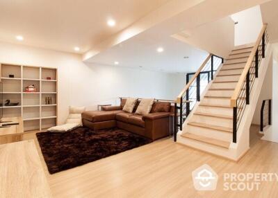 4-BR Townhouse near BTS Nana