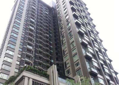 1-BR Condo near BTS Nana