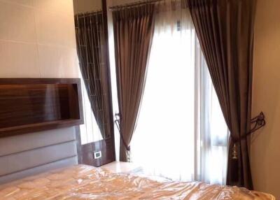 1-BR Condo at The Crest Sukhumvit 34 near BTS Thong Lor