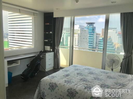 2-BR Condo at Asoke Place near MRT Sukhumvit (ID 476285)